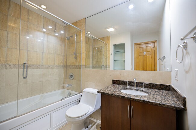 Photo - 1650 Mill St Unidad 206