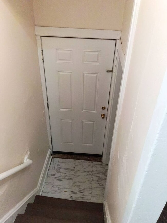Photo - Single family home has 4 bedrooms.