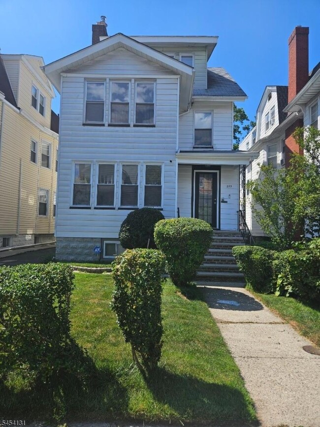 Building Photo - 275 S Burnet St Unit 2
