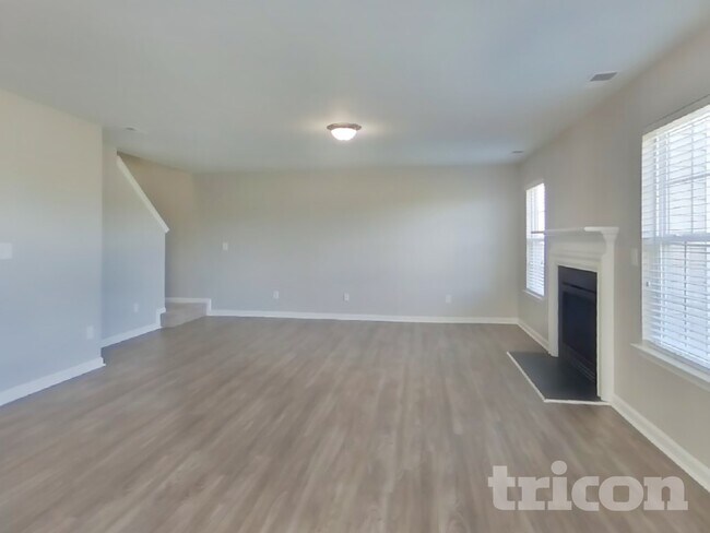 Photo - 11311 Breezehill Ln