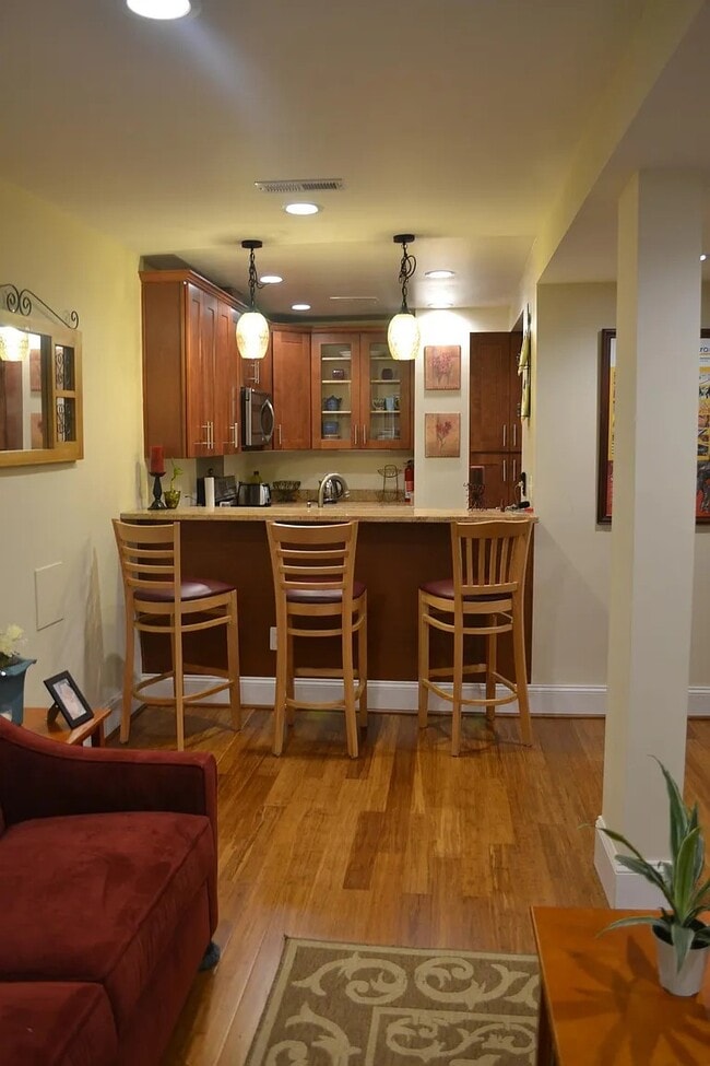 2907 13th St NW Unit 2