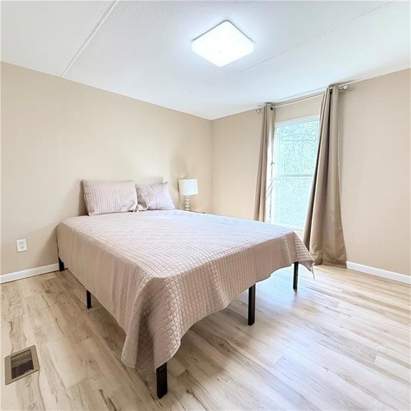 Photo - 19506 K Sharp Ln