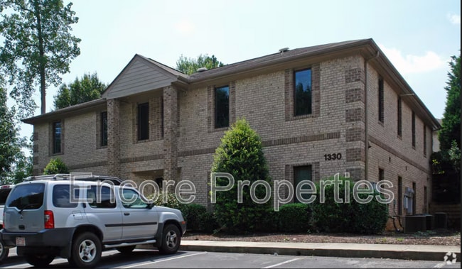 Building Photo - 1330 SE Maynard Rd Rental