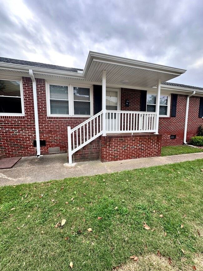 2216 Pretty Lake Ave Unit 2