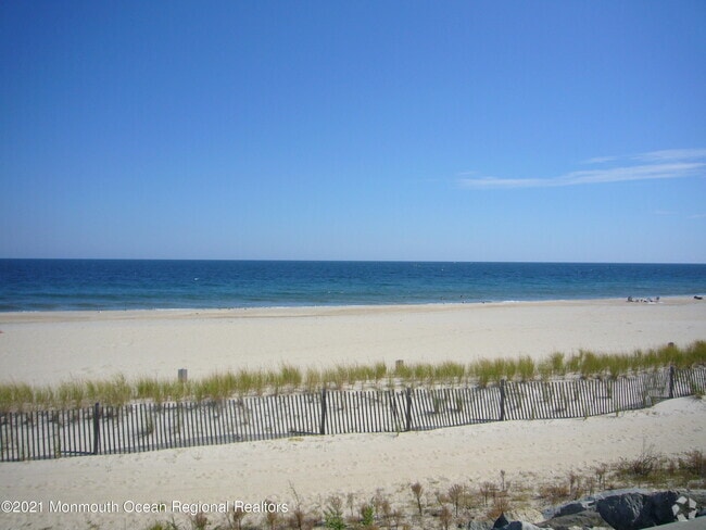 Building Photo - 1201 Ocean Ave Unit 112 Rental
