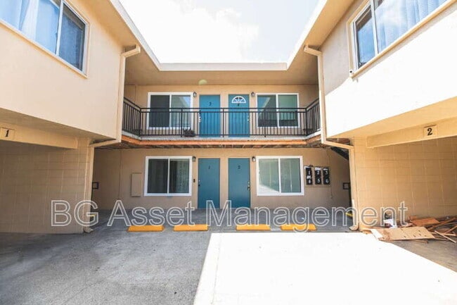 Building Photo - 1610 Sanford Ave Unit 2 Rental
