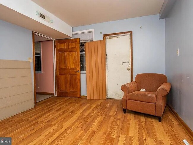 Photo - 304-306 Park Ave Unit 3