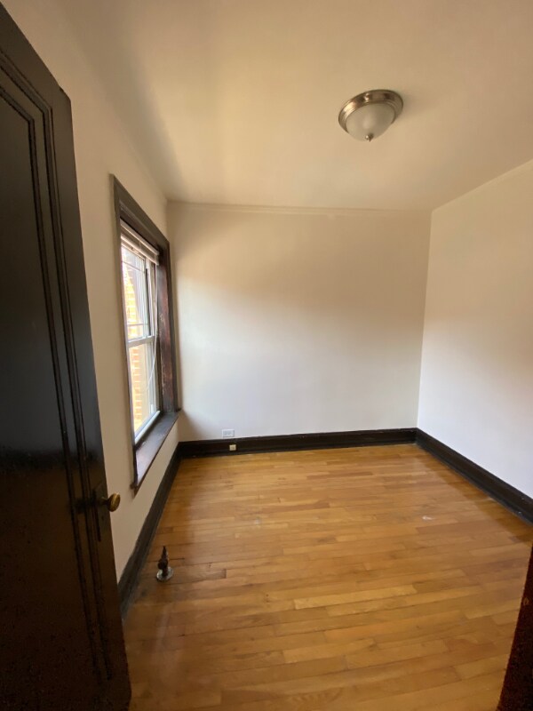 Photo - 3655 N Racine Ave Unit 1