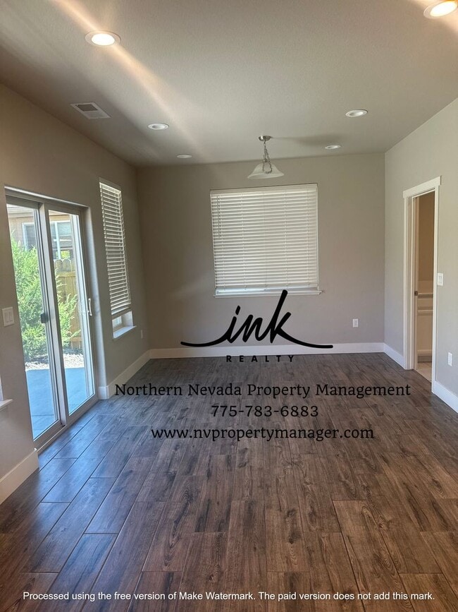 Photo - 1218 W Cottage Loop