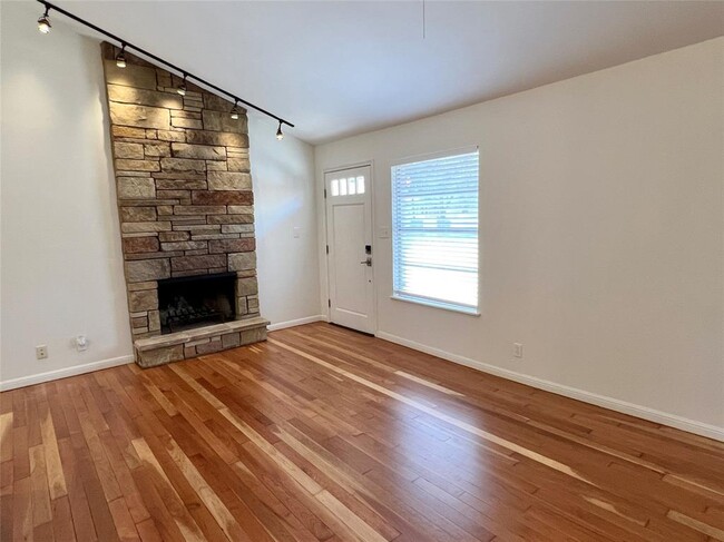 1905 Rabb Rd Townhome - Townhome Rental in Austin TX | ForRent.com