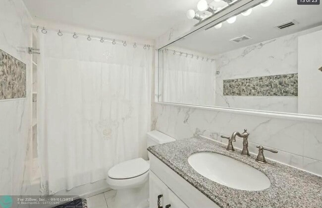 Photo - 360 Wilma Cir Unit 3