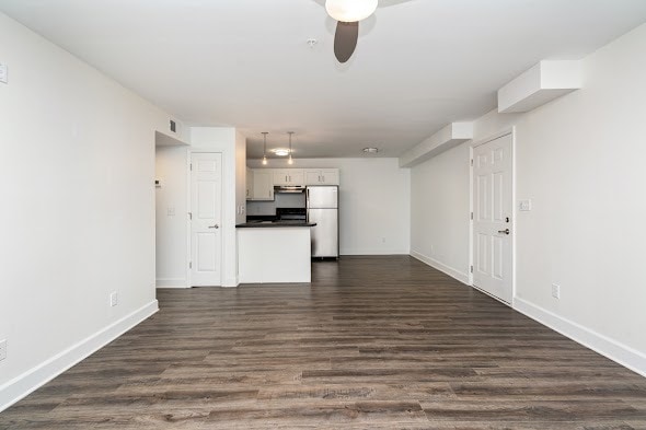 Renovated one bedroom - Kitchen A