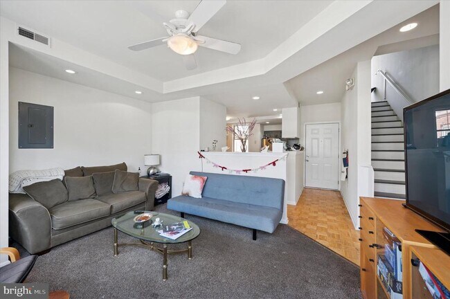 Photo - 3725 Lancaster Ave