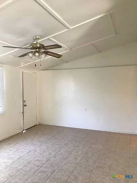 Photo - 108 W Hallmark Ave