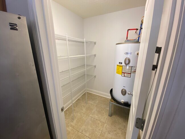 Photo - 2578 Hartman Ct