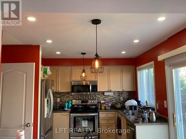 Photo - 6 Mystical Rd