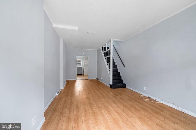 Photo - 113 S Curley St