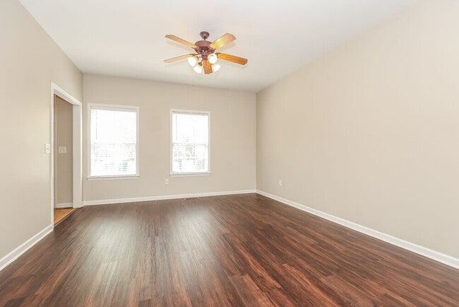 1606 Safe Harbor Ct