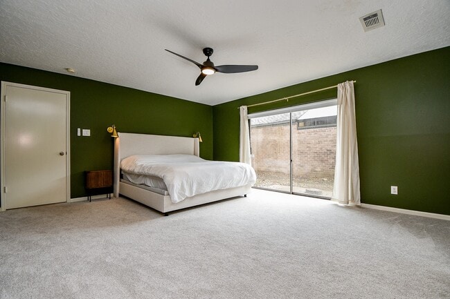 Photo - 7711 Hopewell Ln