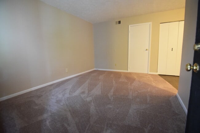 Photo - 1243 - 1251 Summit St