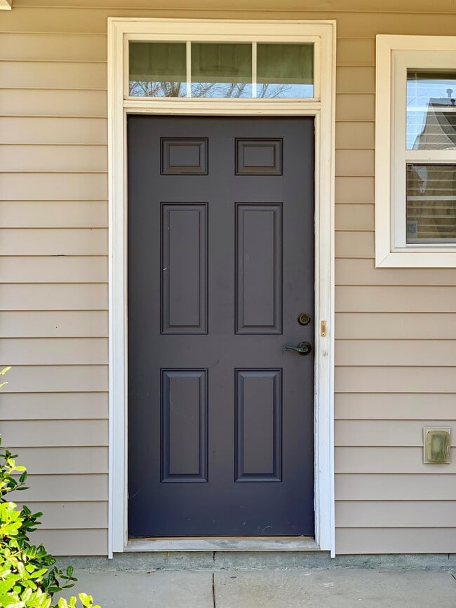 Photo - 946 Old Forester Ln