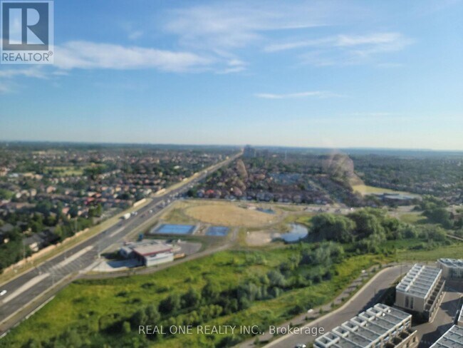 Photo - 5025 Four Springs Ave Unité 2406