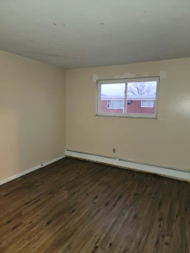 Photo - 14815 Euclid Ave Unidad 304