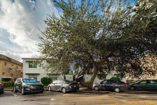 Photo - 974 Biarritz Dr Unit 15