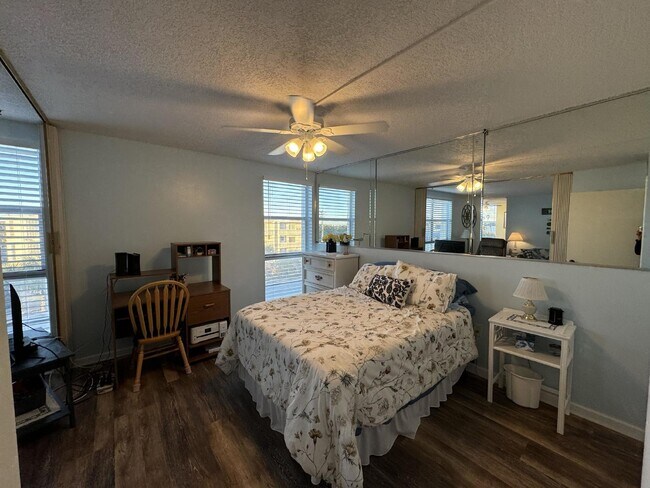 Photo - 2 Bedroom 2 Bathroom direct ocean condo Unit 322