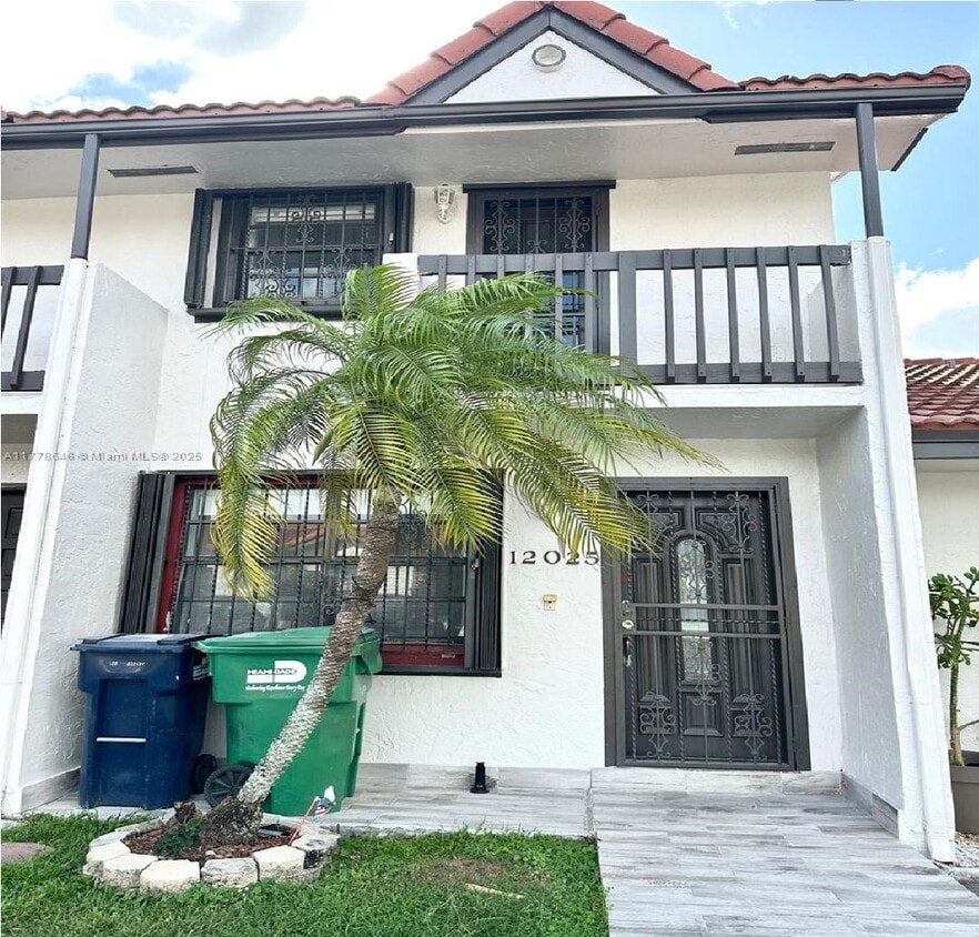 Photo - 12025 Southwest 10th Street Apt #204, Miami, FL 33184 - 2 BR 2 BA Townhouse