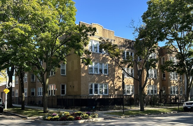 Photo - 3750 W Giddings St Condo Unit 2