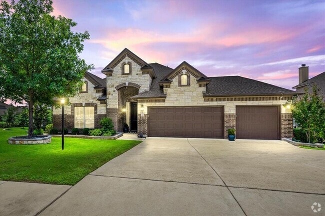 Building Photo - 201 Lombardia Dr Rental