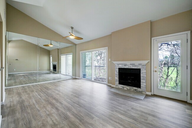 Photo - 3500 Tangle Brush Dr Unidad 119