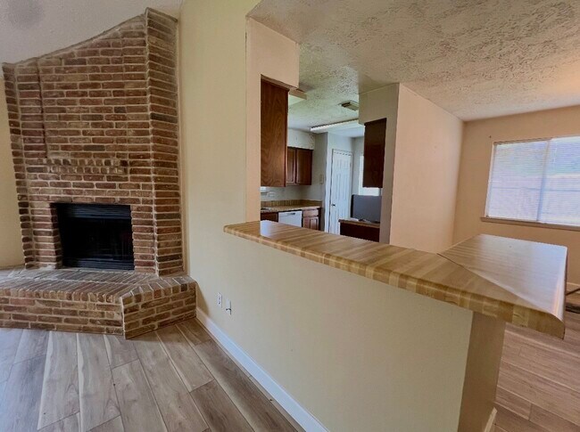Photo - 17010 Sunview Ct