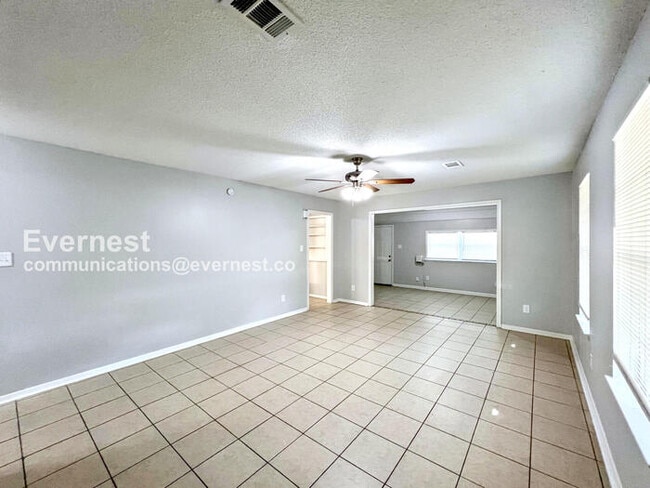 Photo - 6175 Forestgate Rd