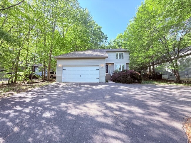 Photo - Welcome home!  Sought after Lake of the Woods!
