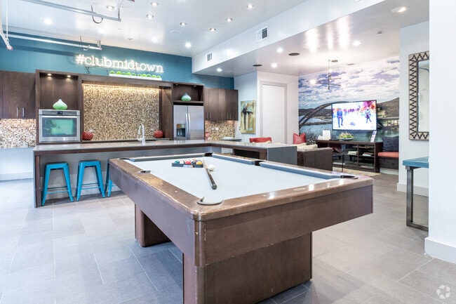 Club Midtown