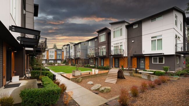 Photo - 1587 139th Ct NE