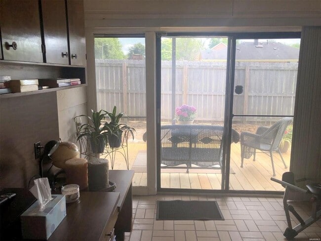 Photo - 1541 Katrina Pl