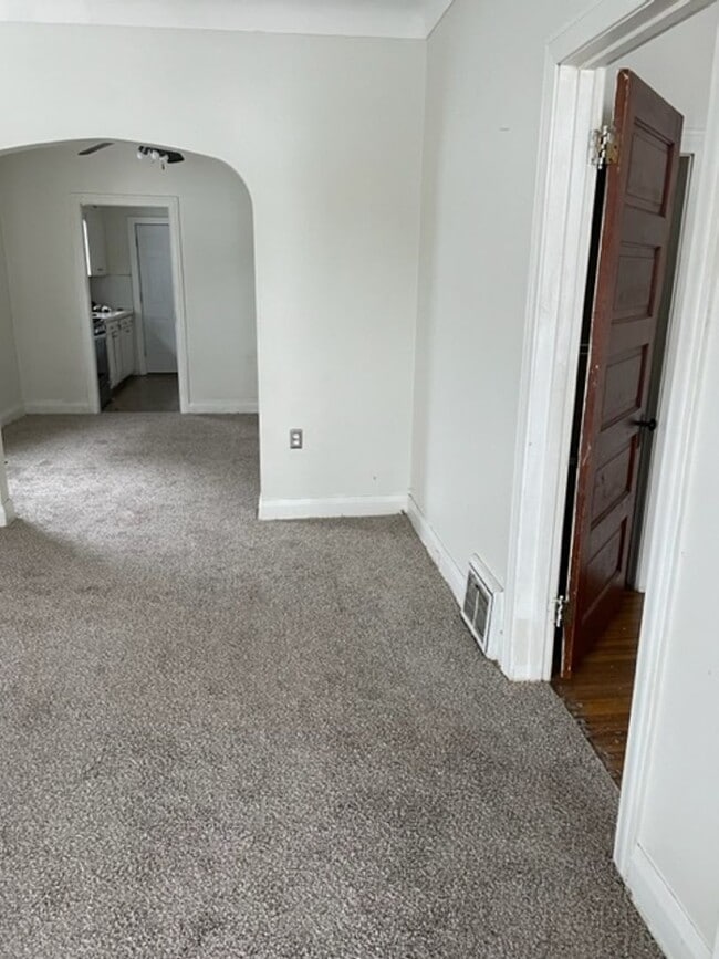 Photo - Cute 2 Bedroom with Backyard and Basement