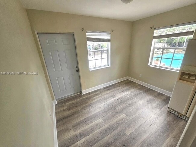 Photo - 10790 SW 46th St