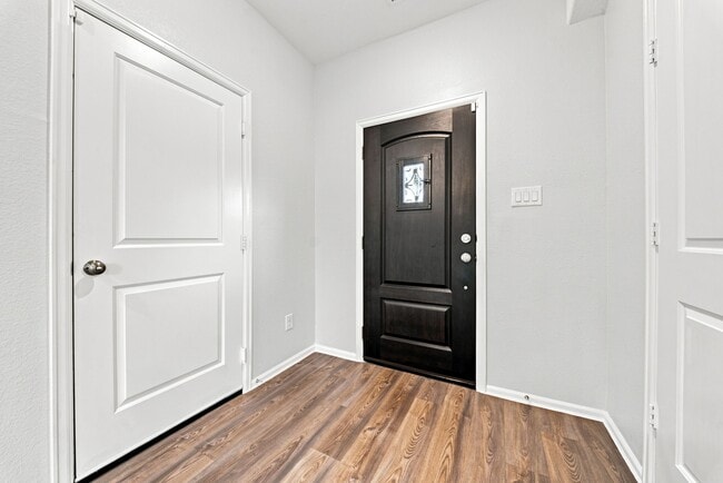 Photo - 19114 Sangro Dr