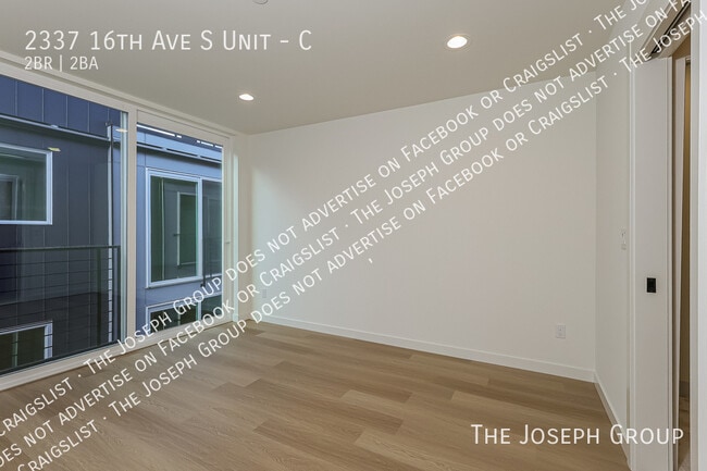 Photo - 2337 16th Ave S
