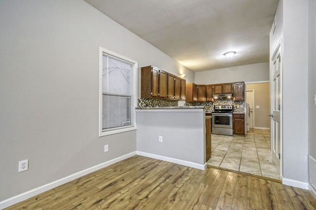 Photo - Beautiful 3 Bed- 1 bath (Lower Unit) in Great Location! Move in Ready! $250 off 1st months rent!