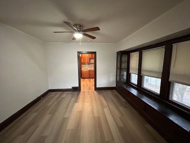 Photo - 4319 Stickney Ave Unidad 2nd Floor