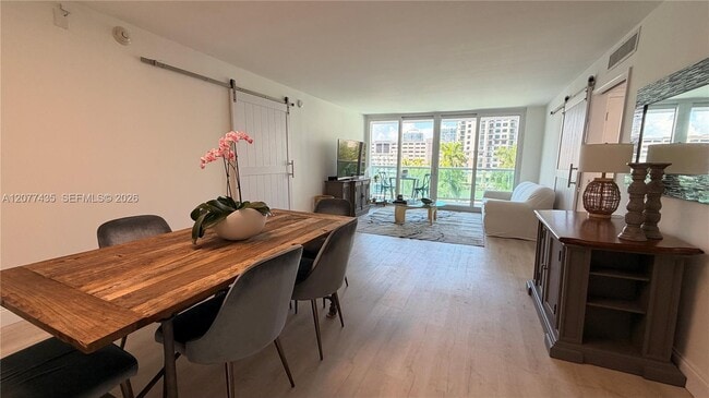 Photo - 100 Bayview Dr Unit 431