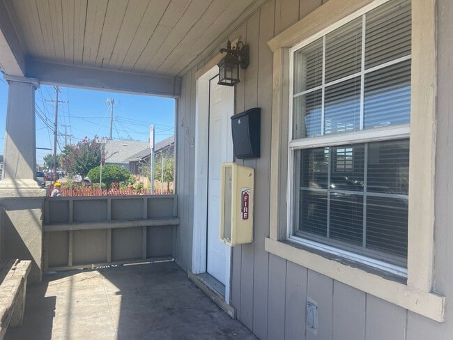 Photo - 802 S Stockton St