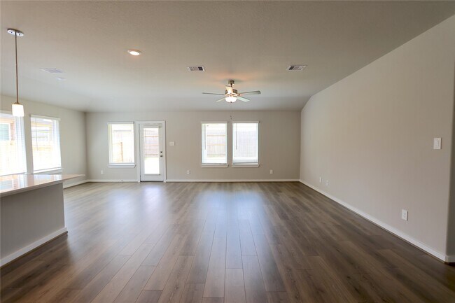Photo - 1530 Waggoner Rnch Ct
