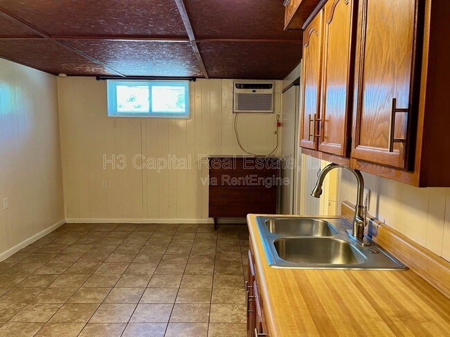 Photo - 117 N Shamrock St Unit 7