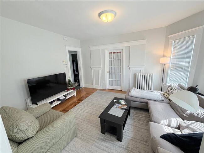 Photo - 34 Leonard St